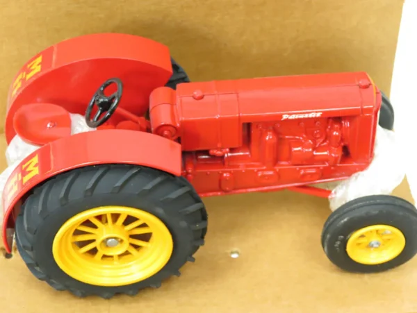 Manufacturer_SpecCast Tractors<1/16 Massey Harris Pacemaker by SpecCast
