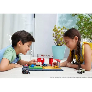 Manufacturer_Other Tractors | Combines & Harvesters<1/64 Matchbox Farm Adventure Playset with Tractor, Trailer, Animals & More