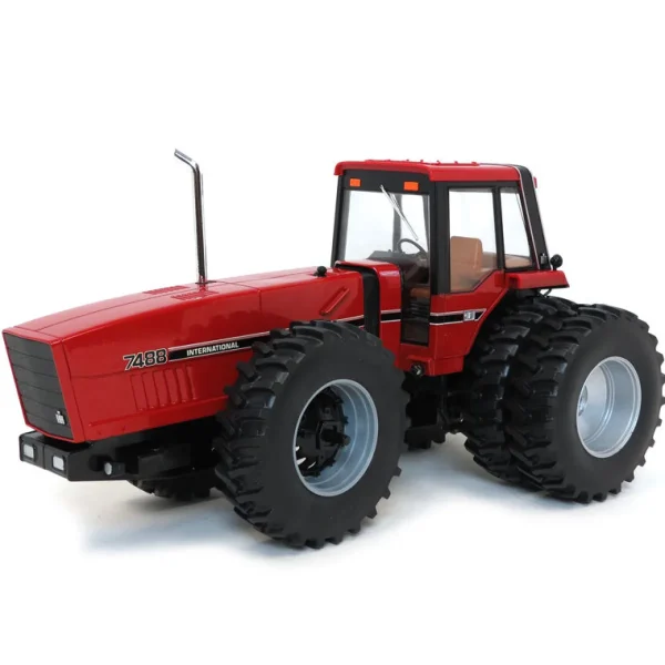 Manufacturer_ERTL Tractors<1/16 Prestige Series International 7488 2+2 with Rear Duals