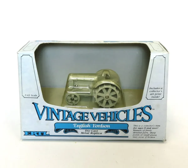 Manufacturer_ERTL Tractors<1/43rd English Fordson Wide Diecast Tractor, Grey Version