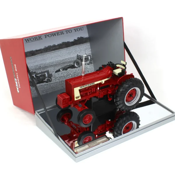 Manufacturer_ERTL Tractors<Set of 4 ~ 1/16 Limited Edition Farmall 100th Anniversary Tractors