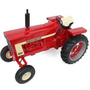 Manufacturer_Scale Models Tractors<Signed Version ~ 1/8 International Harvester 966 Wide Front with Beige Front Wheels