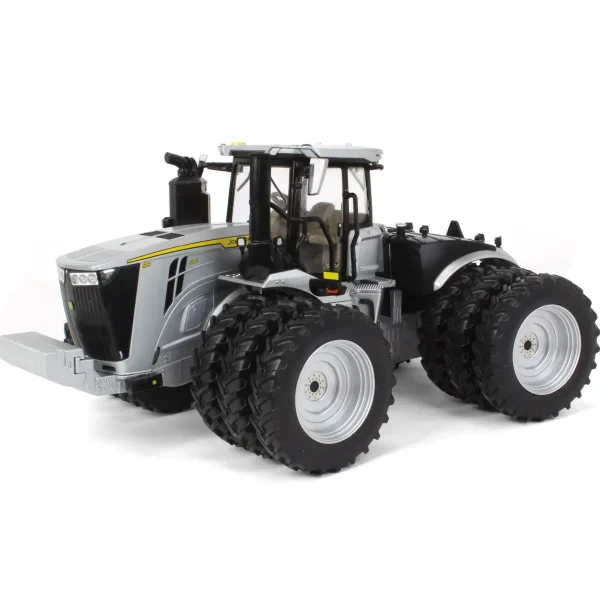 Manufacturer_ERTL Tractors<Silver Chase Unit ~ 1/32 John Deere 9R 590 4WD with Triples, 2022 Farm Show Edition, ERTL Prestige Collection
