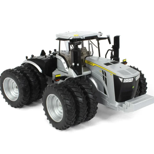 Manufacturer_ERTL Tractors<Silver Chase Unit ~ 1/32 John Deere 9R 590 4WD with Triples, 2022 Farm Show Edition, ERTL Prestige Collection