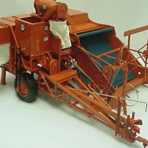 Manufacturer_Other Combines & Harvesters<1/12 Allis Chalmers 60A All Crop Harvester by Franklin Mint