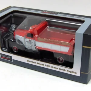 Manufacturer_SpecCast Dump Trucks<(B&D) 1/50 International Harvester KB-8 Dump Truck - Box Damage