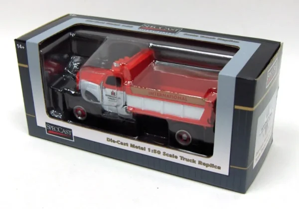Manufacturer_SpecCast Dump Trucks<(B&D) 1/50 International Harvester KB-8 Dump Truck - Box Damage