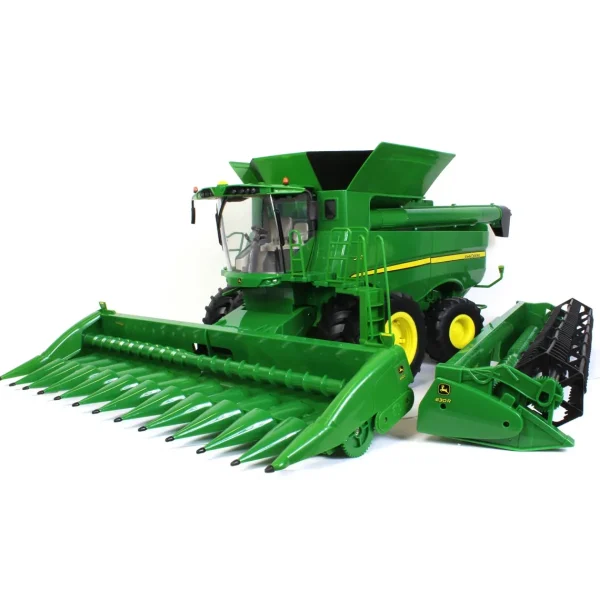 Manufacturer_ERTL Combines & Harvesters<1/16 Big Farm John Deere S690 Combine with 12 Row Corn Head and Grain Head