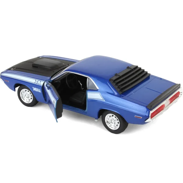 Manufacturer_First Gear, Inc. Cars & Suvs<1/24 Blue 1970 Dodge Challenger T/A 340 Six Pak Car by First Gear