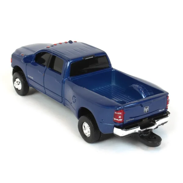 Manufacturer_ERTL Pickup Trucks<1/64 Blue RAM 3500 Die-cast Dually Pickup, ERTL Collect N Play