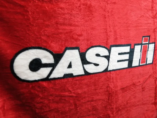 Outback Toys Outdoor<Case IH 50in x 70in Soft Micro Raschel Throw Blanket