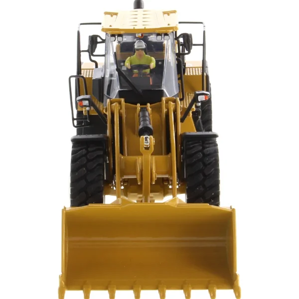 Manufacturer_Diecast Masters Loaders<1/50 CAT 966 GC Wheel Loader