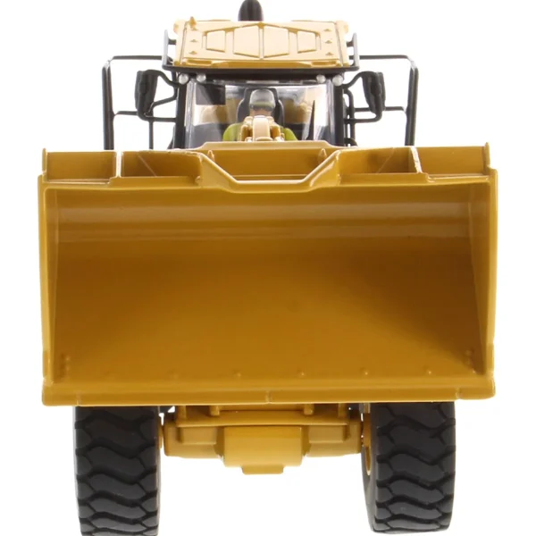 Manufacturer_Diecast Masters Loaders<1/50 CAT 972 XE Wheel Loader