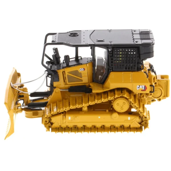 Manufacturer_Diecast Masters Crawlers & Dozers<1/50 CAT D5 LGP Fire Suppression Dozer
