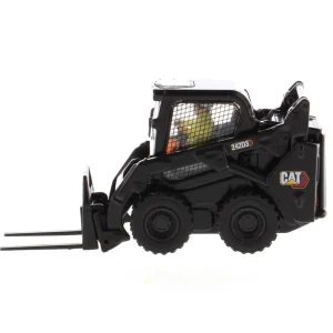 Manufacturer_Diecast Masters Loaders<1/50 CAT 242D3 Skid Steer Loader with Special Black Paint