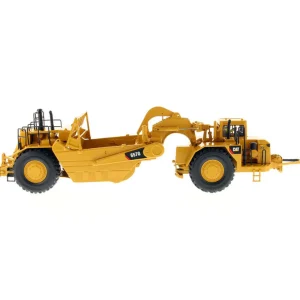 Manufacturer_Diecast Masters Scrapers<1/50 Caterpillar 657 G Wheel Tractor Scraper