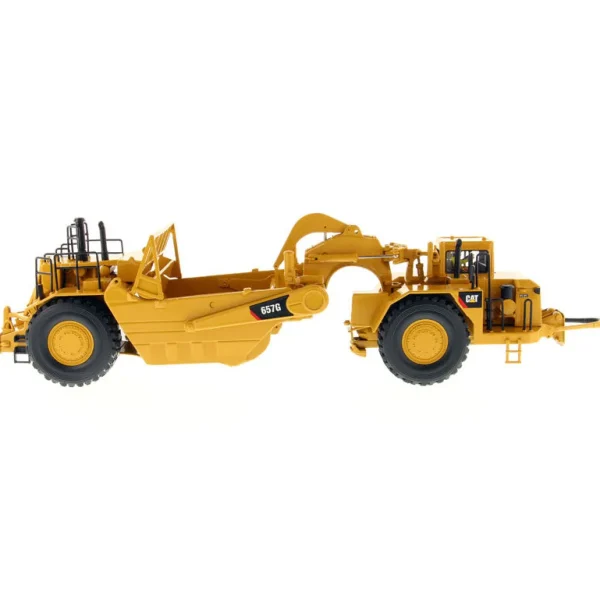 Manufacturer_Diecast Masters Scrapers<1/50 Caterpillar 657 G Wheel Tractor Scraper