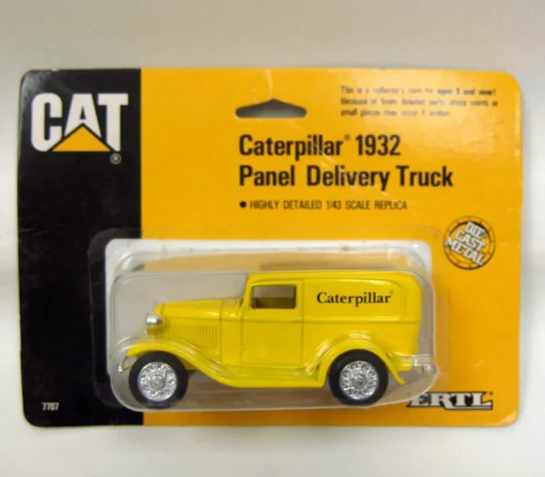 Manufacturer_ERTL Tow & Straight Trucks<1/43 Caterpillar 1932 Panel Delivery Truck by ERTL