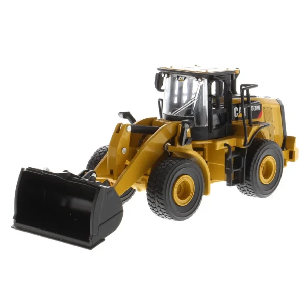Manufacturer_Diecast Masters Loaders<1/64 Caterpillar 950M Wheel Loader w/ Log Fork, Bucket & 2 Log Poles