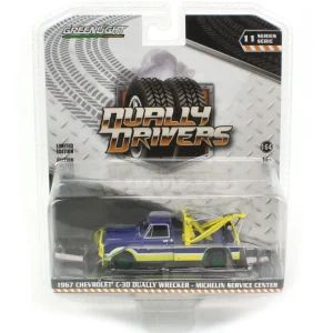 Manufacturer_Greenlight Collectibles Pickup Trucks<1/64 1967 Chevrolet C-30 Wrecker, Michelin Service Center, Dually Drivers 11--CHASE UNIT