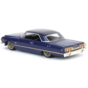 Manufacturer_Greenlight Collectibles Cars & Suvs<1/64 1963 Chevrolet Impala, Dark Blue & Gold, California Lowriders Series 5