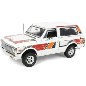 Manufacturer_ACME Diecast Pickup Trucks<1/18 1972 Chevrolet K5 Blazer Feathers Edition by ACME Diecast