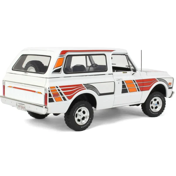 Manufacturer_ACME Diecast Pickup Trucks<1/18 1972 Chevrolet K5 Blazer Feathers Edition by ACME Diecast