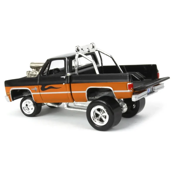 Manufacturer_Auto World Pickup Trucks<1/64 1985 Chevrolet Silverado, Black and Orange, Zingers, Johnny Lightning