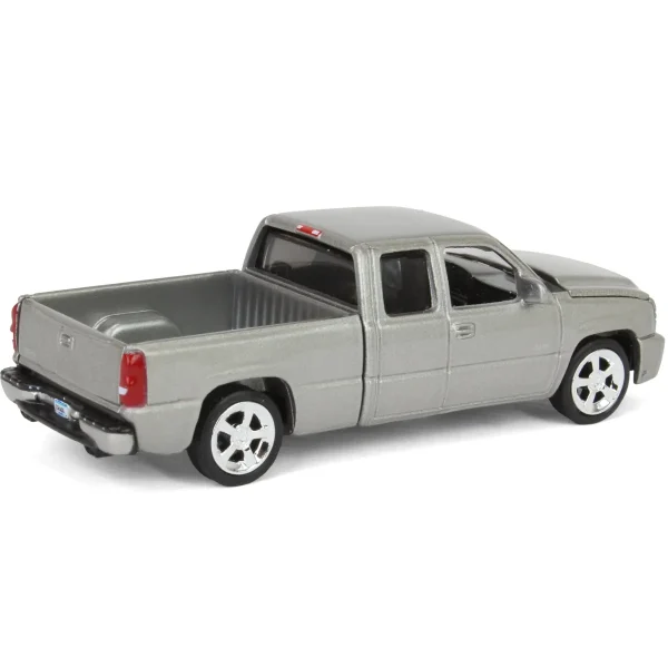 Manufacturer_Auto World Pickup Trucks<1/64 2006 Chevrolet Silverado SS Extended Cab Fleetside Pickup Truck, Silver, Auto World