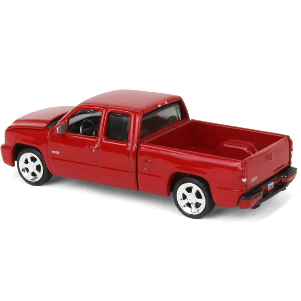 Manufacturer_Auto World Pickup Trucks<1/64 2006 Chevrolet Silverado SS Extended Cab Fleetside Pickup Truck, Victory Red, Auto World