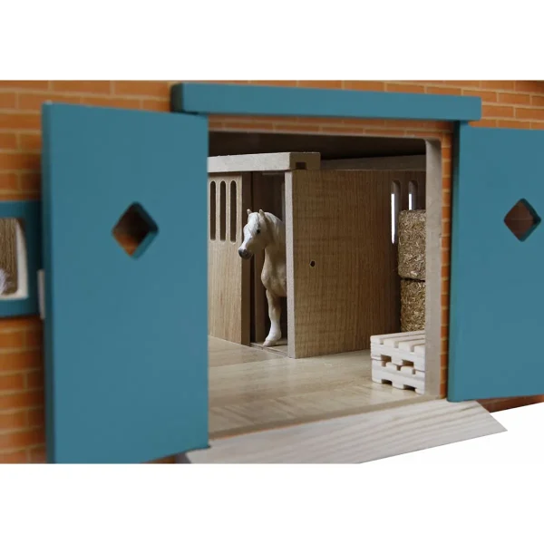 Manufacturer_Universal Hobbies Wooden Barns & Large Accessories<1/32 Deluxe Horse Stable with 9 Stalls