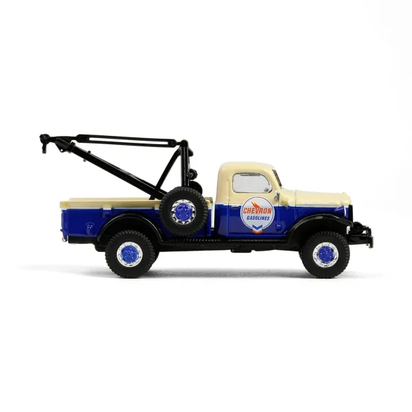 Manufacturer_Greenlight Collectibles Pickup Trucks | Tow & Straight Trucks<1/64 1948 Dodge Power Wagon Wrecker, Chevron Special Edition Series 1