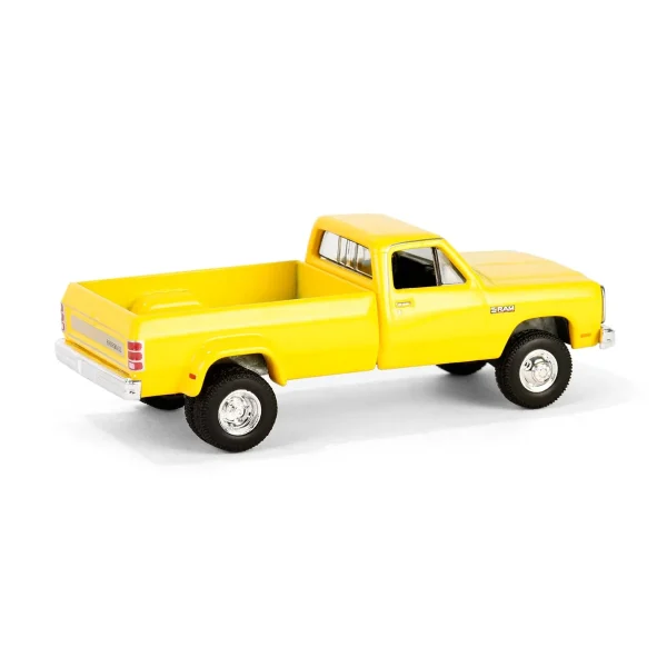 Manufacturer_Greenlight Collectibles Cars & Suvs | Pickup Trucks<1/64 1982 Dodge Ram D350 Dually, Construction Yellow, Dually Drivers Series 15