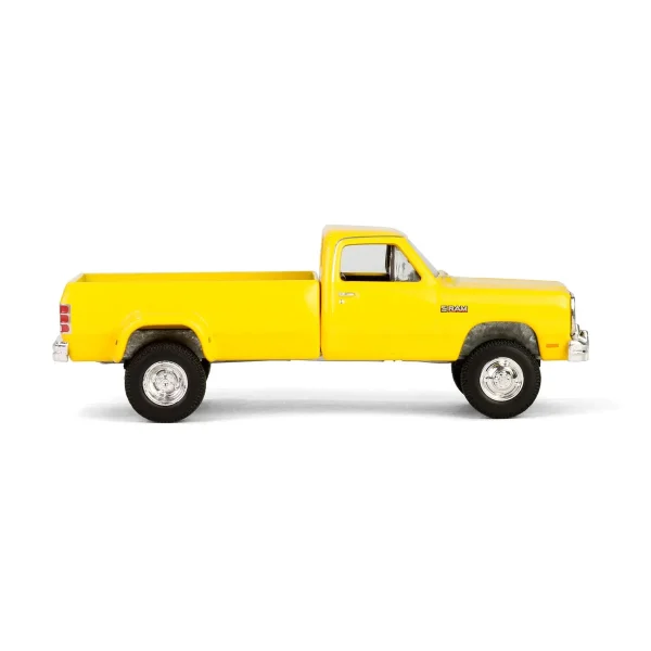 Manufacturer_Greenlight Collectibles Cars & Suvs | Pickup Trucks<1/64 1982 Dodge Ram D350 Dually, Construction Yellow, Dually Drivers Series 15