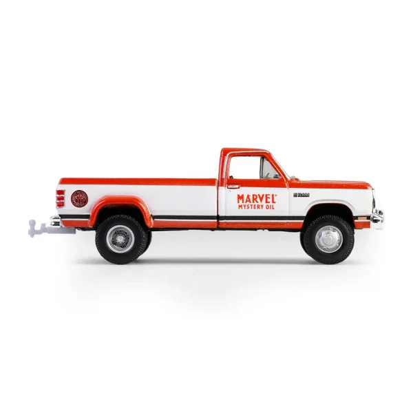 Manufacturer_Greenlight Collectibles Pickup Trucks | Tow & Straight Trucks<1/64 1989 Dodge Ram Dually, Marvel Mystery Oil, Dually Drivers Series 16