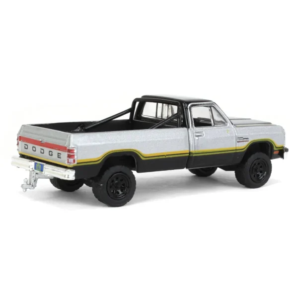 Manufacturer_Greenlight Collectibles Pickup Trucks<1/64 1992 Dodge Ram 1st Generation, Lifted, Silver & Black, Outback Toys Exclusive