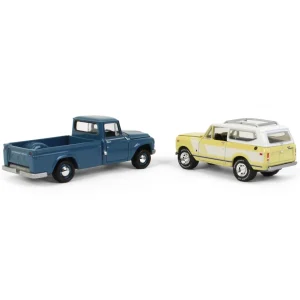 Manufacturer_Other Pickup Trucks<1/64 Exclusive Limited Edition International 2 Pack: 1965 Model 1200 & 1979 Scout