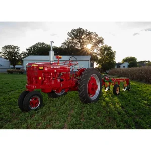 Outback Toys Books, Calendars & Dvds<Farmall Century 1923-2023 Book by Lee Klancher