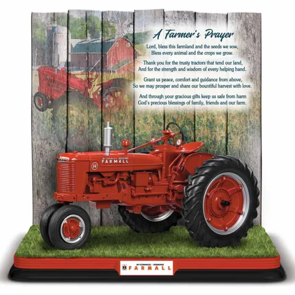 Outback Toys Bed & Bath | Farm Art & DéCor<Farmall H "A Farmer's Prayer" Resin Sculpture by Bradford Exchange