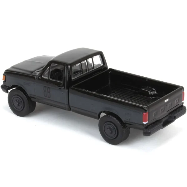 Manufacturer_Greenlight Collectibles Pickup Trucks<1/64 1990 Ford F-150 XL, Black Bandit Series 29