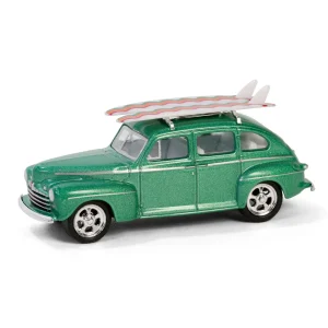 Manufacturer_Greenlight Collectibles Cars & Suvs<1/64 1946 Ford Fordor Super Deluxe with Roof Rack & Surfboards, Hobby Shop Series 16