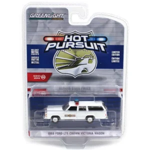 Manufacturer_Greenlight Collectibles Cars & Suvs | Emergency Vehicles<1/64 1988 Ford LTD Crown Victoria Wagon, Illinois State Police, Hot Pursuit Series 46