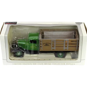 Manufacturer_SpecCast Tow & Straight Trucks<1/25 1934 Ford Stake Bed John Deere Vintage Truck