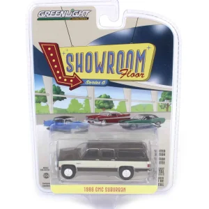 Manufacturer_Greenlight Collectibles Cars & Suvs<1/64 1986 GMC Suburban, Indian Bronze & Doeskin Tan, Showroom Floor Series 6