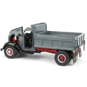 Manufacturer_SpecCast Dump Trucks<1/50 Gray International KB-8 Dump Truck