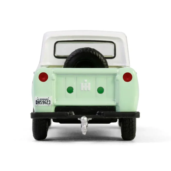 Manufacturer_Greenlight Collectibles Cars & Suvs<1/64 1969 Harvester Scout Half Cab, US Customs & Border Patrol, Hot Pursuit Special Edition
