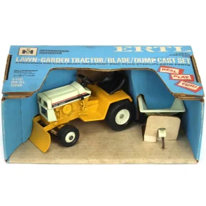 Manufacturer_ERTL Lawn & Garden<1/16 IH Cub Cadet 129 Garden Tractor with Blade & Cart