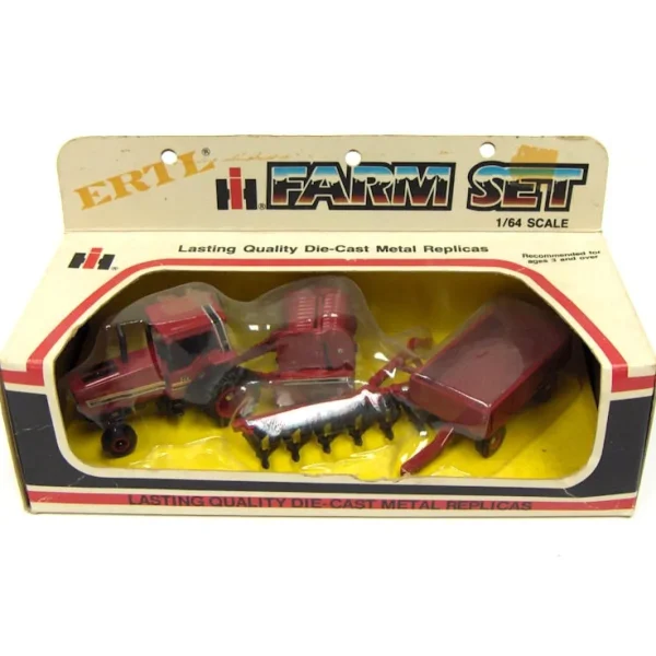 Manufacturer_ERTL Implements<1/64 IH Farm Set with 5088, Barge Wagon, 6 Bottom Plow & Round Baler