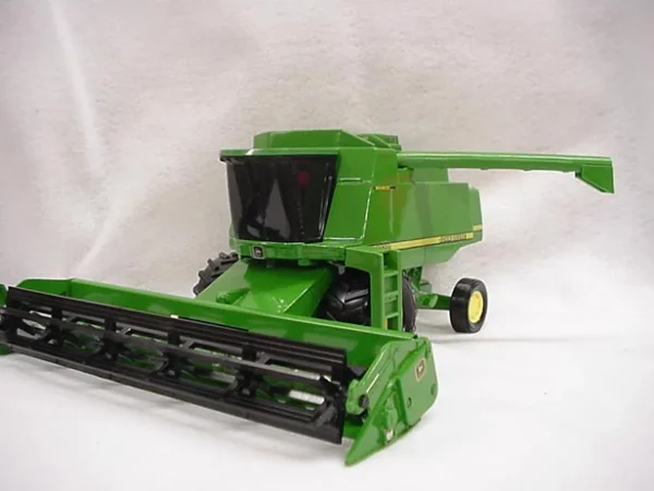 Manufacturer_ERTL Combines & Harvesters<1/28 John Deere 9510 Combine with Corn & Grain Heads