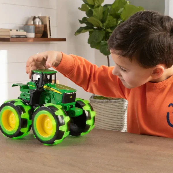 Manufacturer_ERTL Preschool Playroom<John Deere Monster Treads Lightning Wheels Tractor